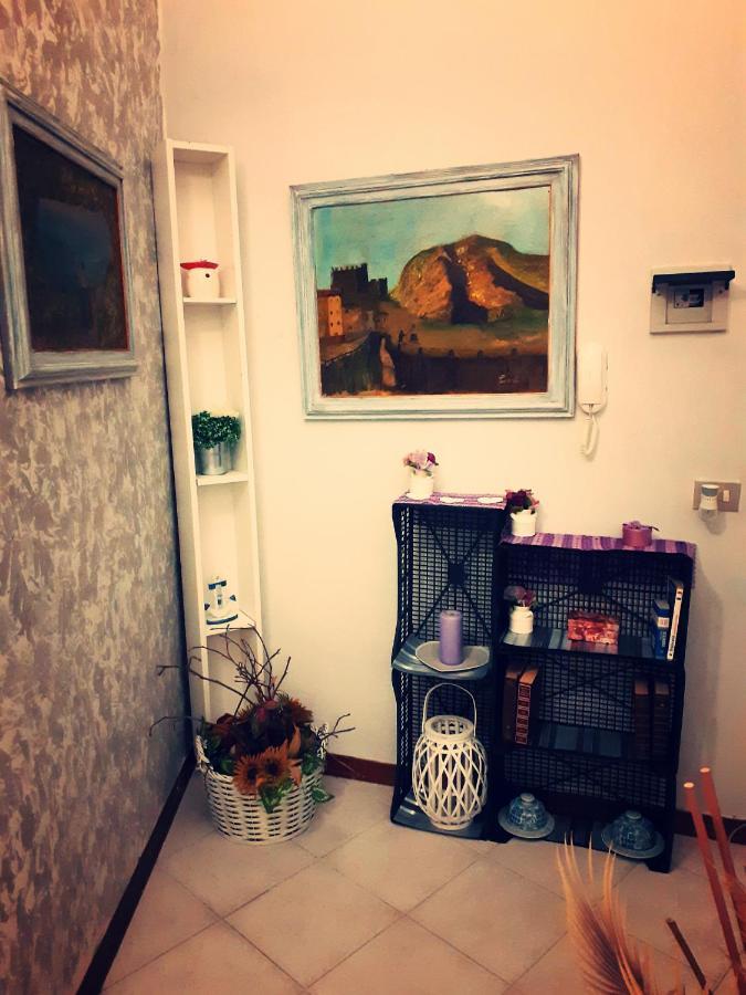 La Maison des Caprices_ La Spezia _Stazione_5Terre Esterno foto