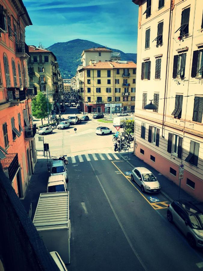 La Maison des Caprices_ La Spezia _Stazione_5Terre Esterno foto